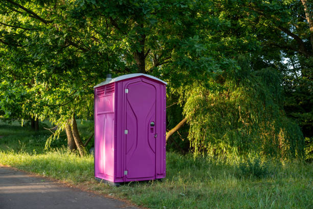 Porta potty delivery and setup in Thompsonville, PA